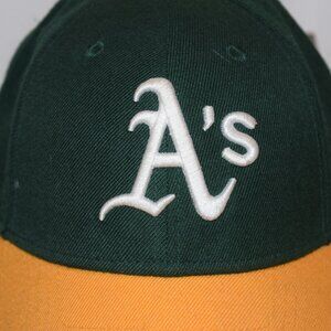 Oakland A's‎ Baseball HAT - NWOT